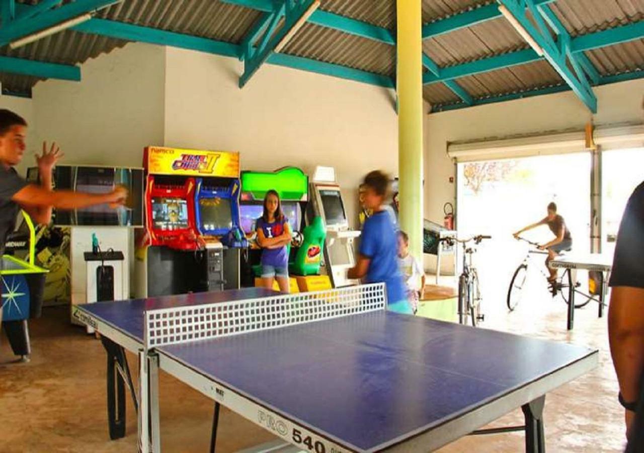Mobilhome Saint Julien En Born المظهر الخارجي الصورة